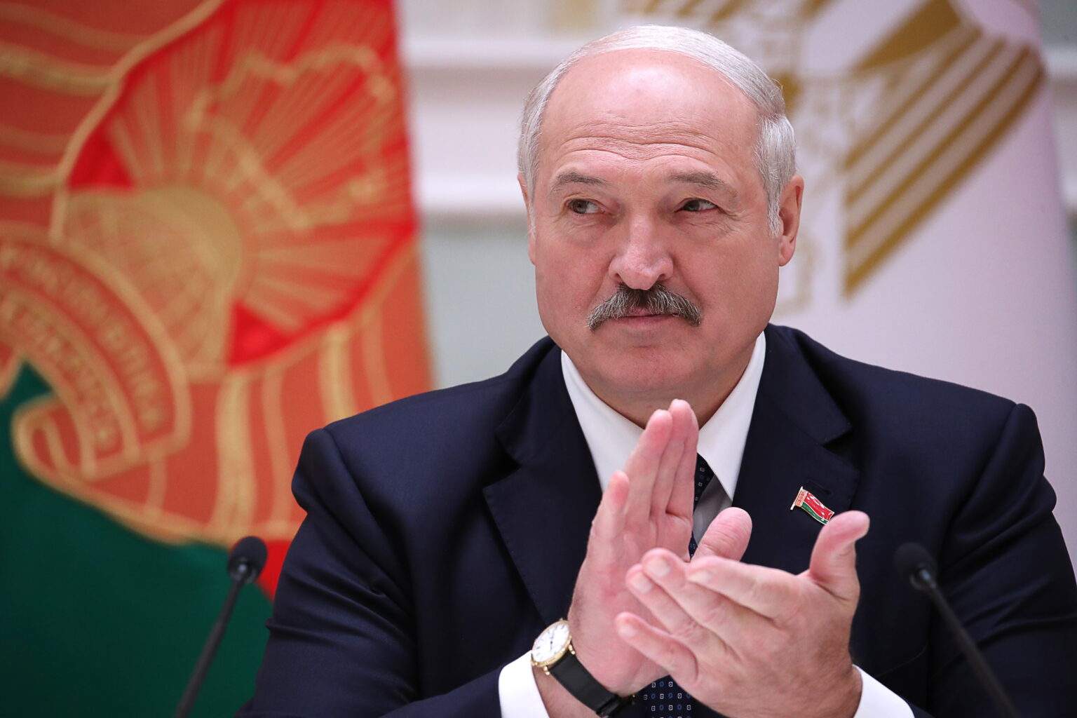 США заважають українському керівництву розпочати переговорний процес із Росією – Лукашенко