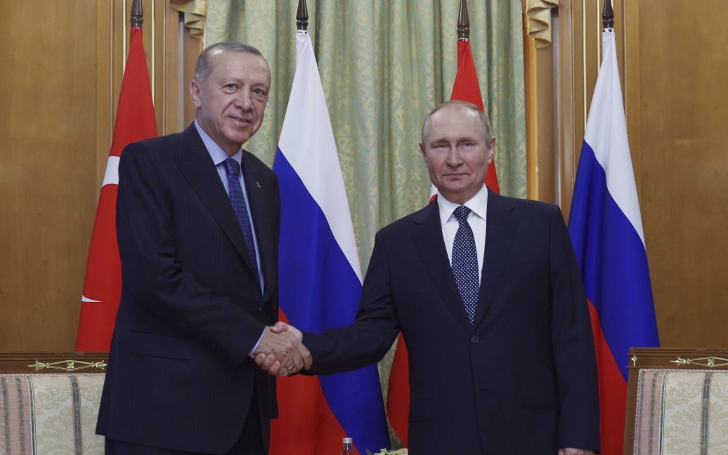 “Я повинен поважати їхню заяву”: Ердоган заступився за РФ на тлі заяв про падіння ракет у Польщі
