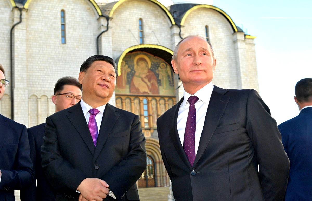 Сі Цзіньпін розмовляв із президентом Росії ще 25 лютого