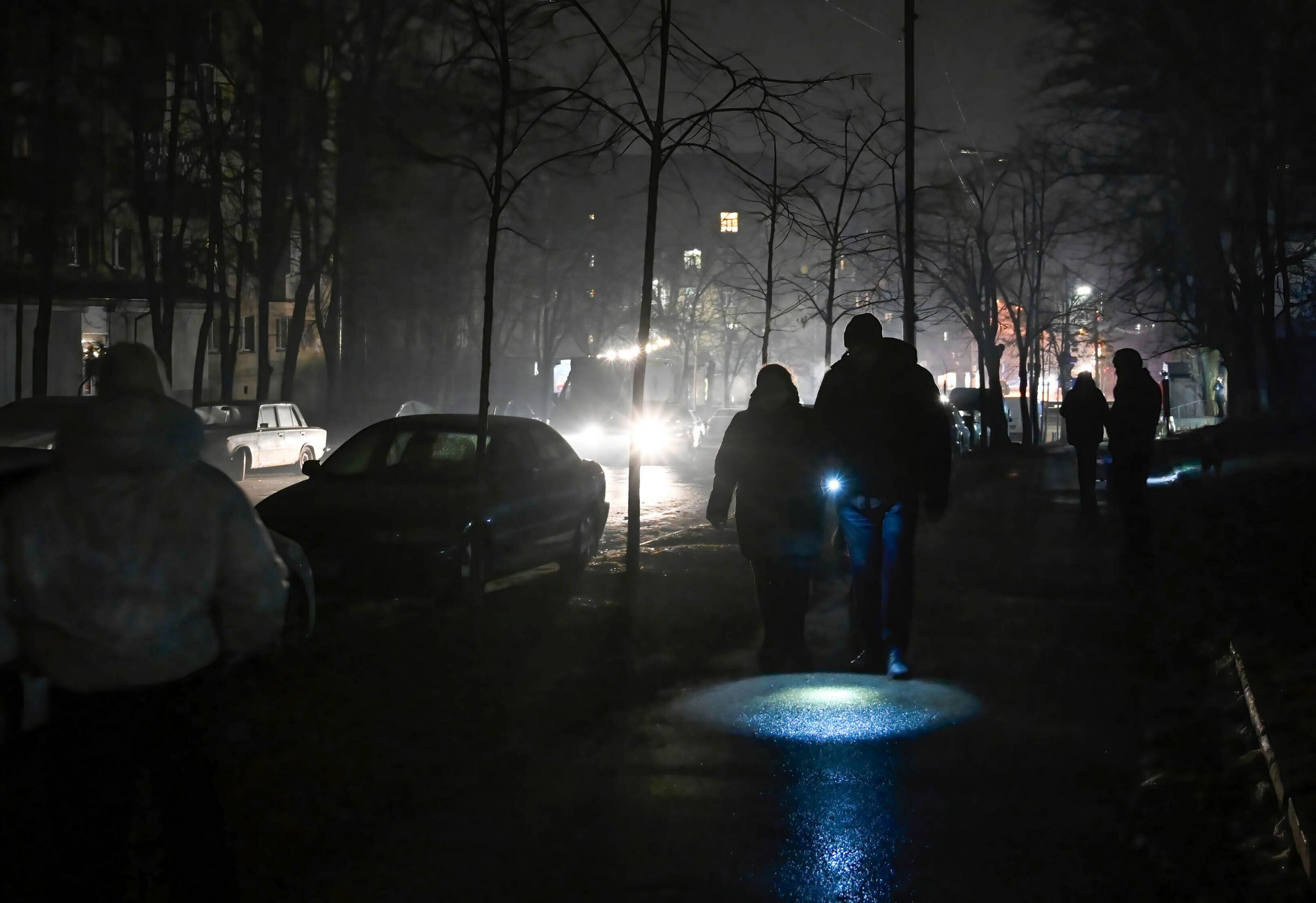 Київ повертається до планових відключень світла