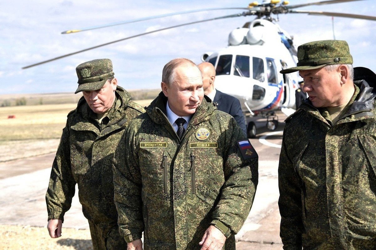 У Путіна багато проблем через війну, але наразі загрози його владі немає