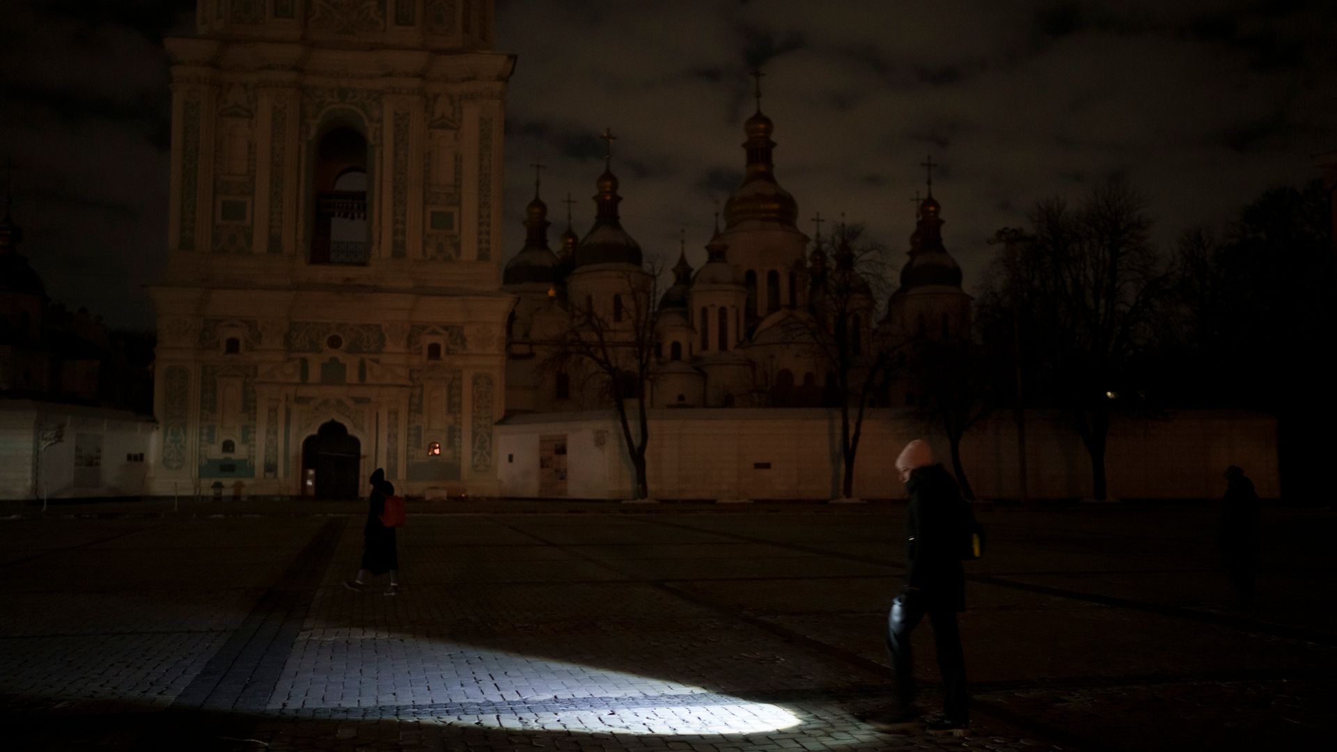В Україні почалися екстрені відключення світла