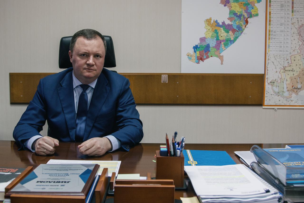 Очільник Одеської ОВА звільнив свого заступника, підозрюваного в хабарництві