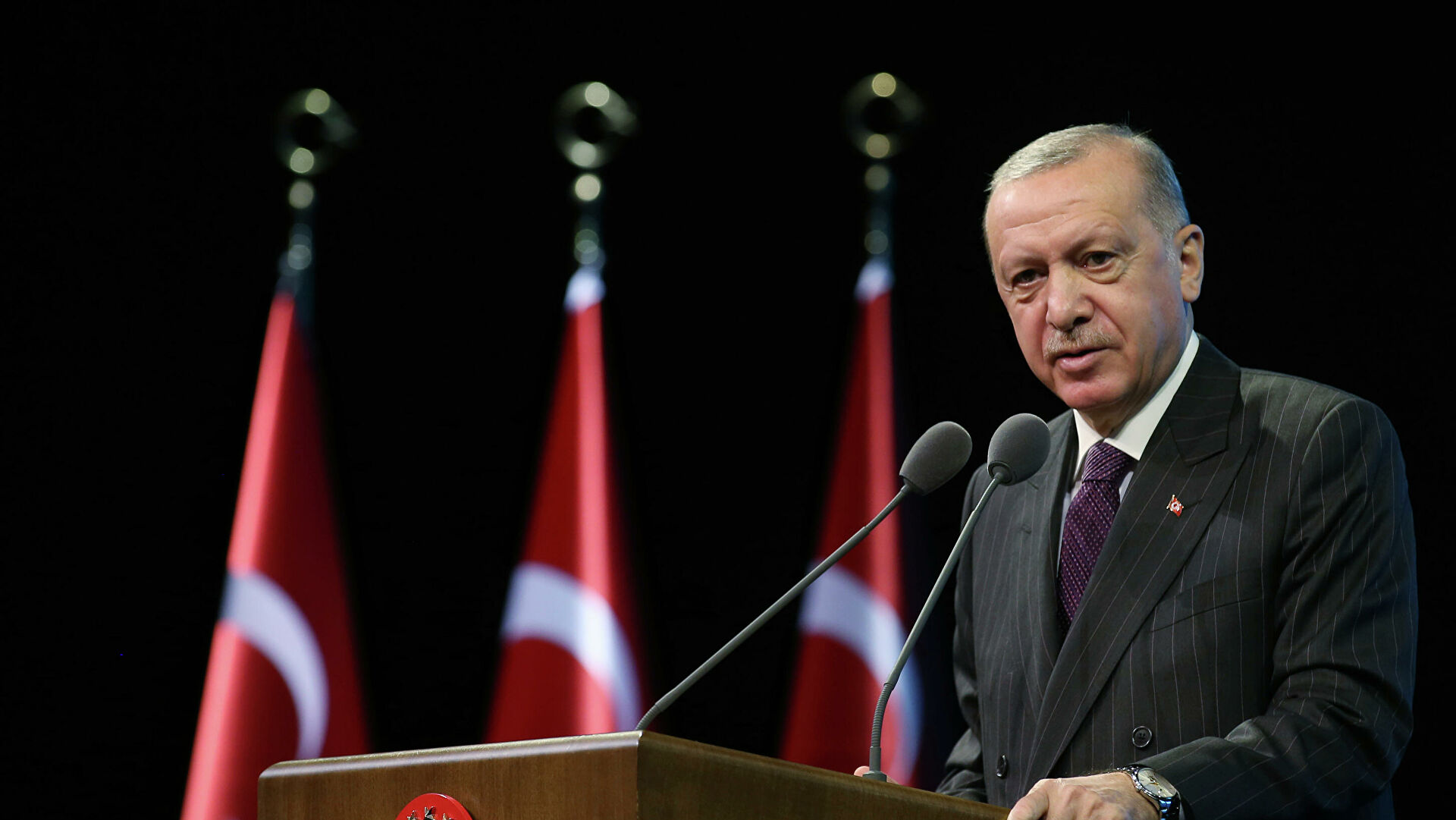 Ердоган засуджує тих, хто допомагає торговцям зброєю