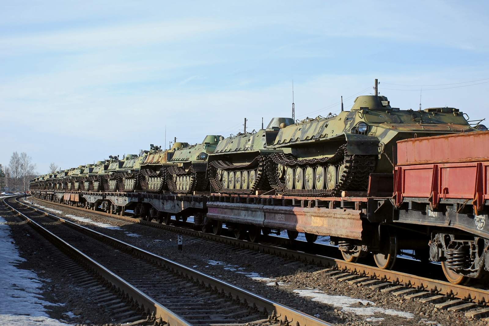 До Білорусі з Росії прибули ще два ешелони з військовими і технікою