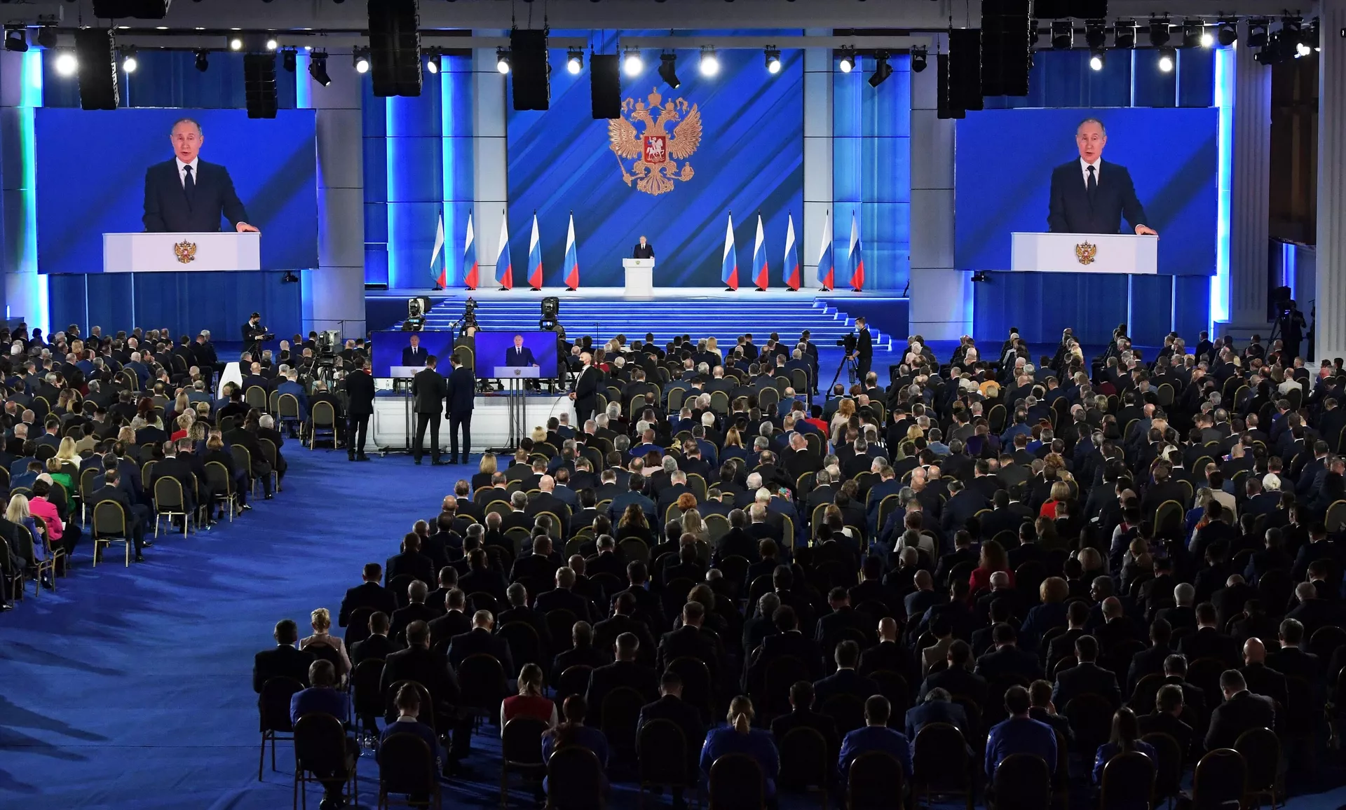 Західні політики відреагували на виступ Володимира Путіна перед Радою Федерації
