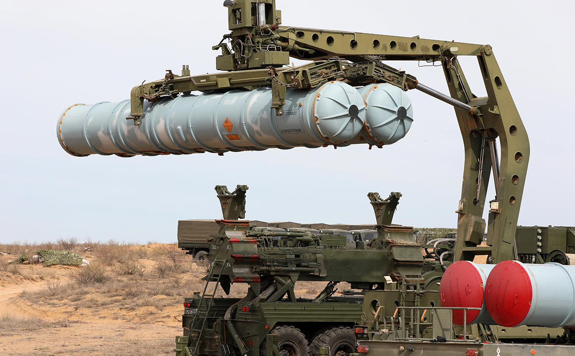 Окупанти відтягнули С-300 на територію Росії