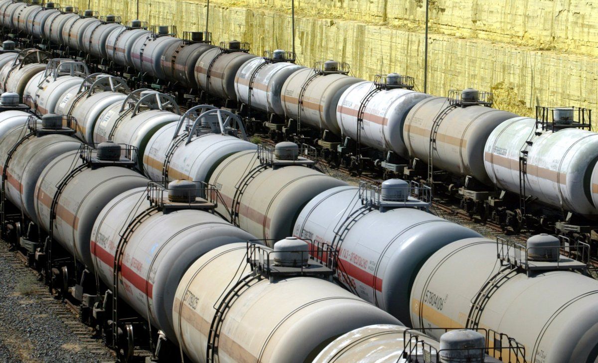 Росії вдалося перенаправити весь експорт нафтопродуктів