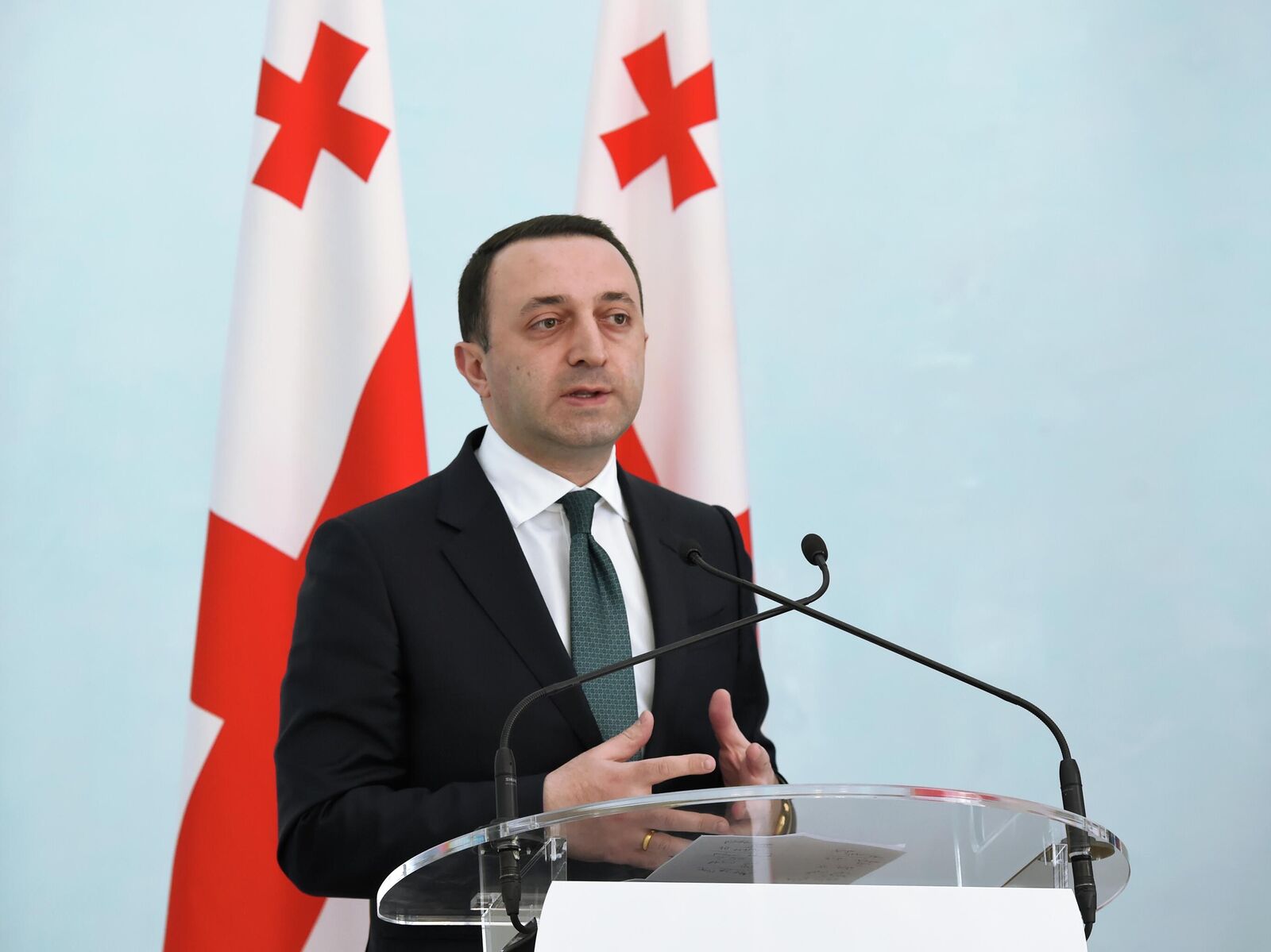 “Спочатку подбайте про свою країну”: прем’єр Грузії засудив Зеленського за підтримку протестів у Тбілісі
