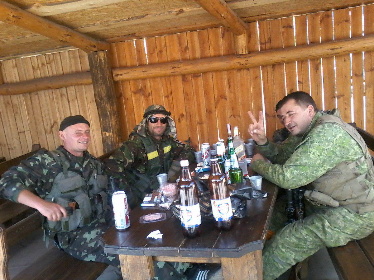 В Україні стали все частіше штрафувати військових за розпивання алкоголю