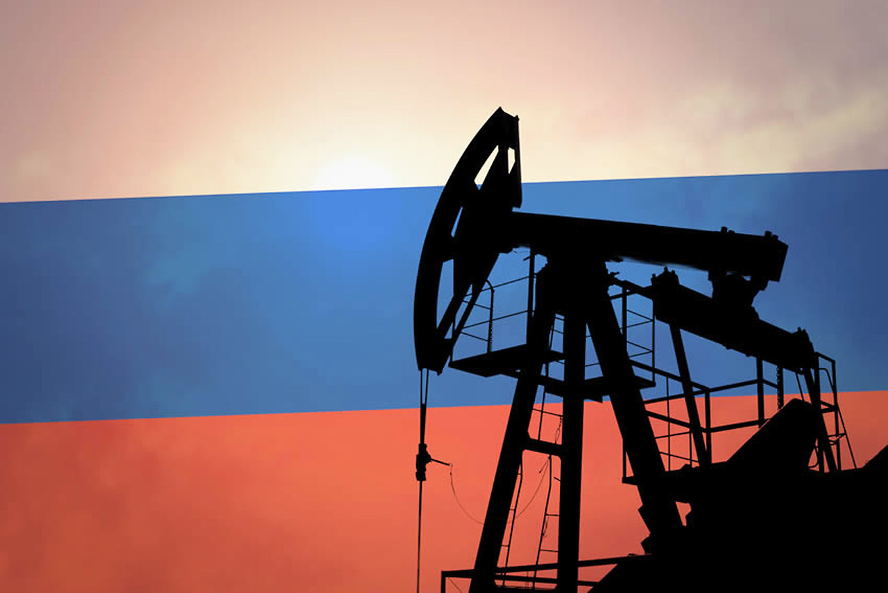 Російська нафта Urals подорожчала майже на 40% після рішення Росії скоротити видобуток – Reuters