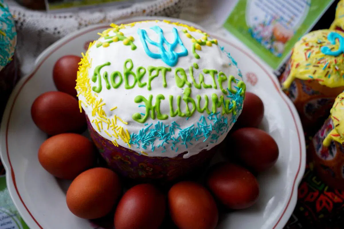 Українська влада скасує для українців Великдень
