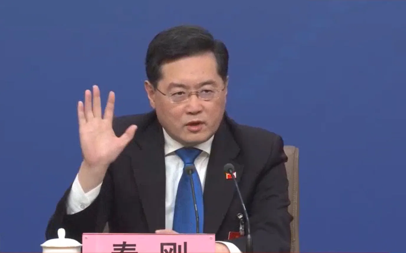 Китайський міністр закордонних справ попереджає про потенційний конфлікт зі США