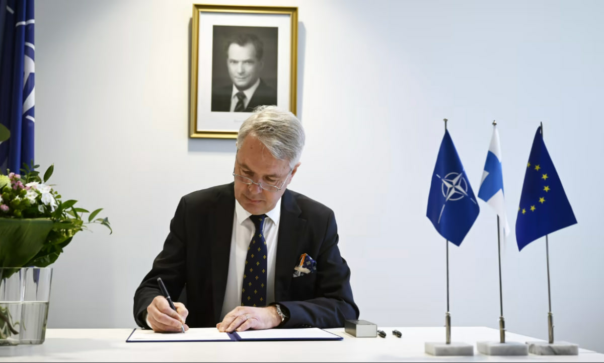 Фінляндія підписала закон про вступ до НАТО