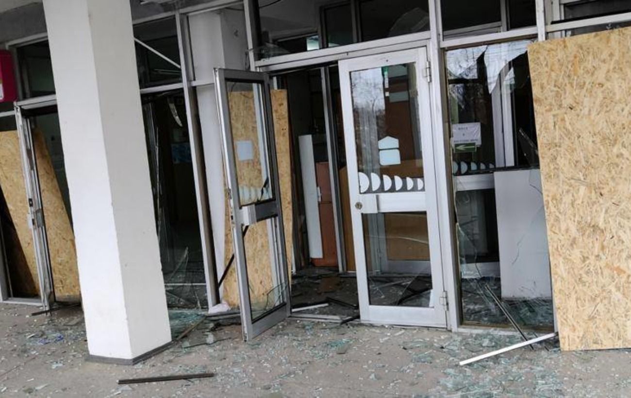 Окупанти обстріляли лікарню в Херсоні