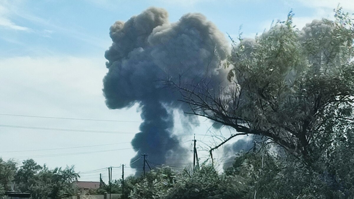 У тимчасово окупованому Криму стався вибух на військовому аеродромі