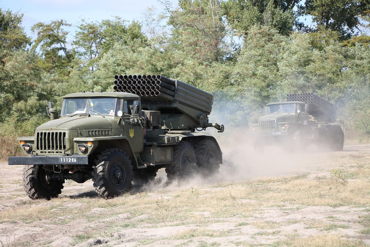 Українські військові проводять операції біля Каховської ГЕС
