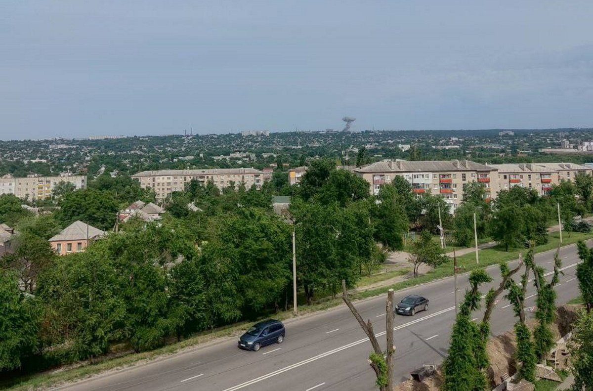 У тимчасово окупованому Луганську прогриміли вибухи