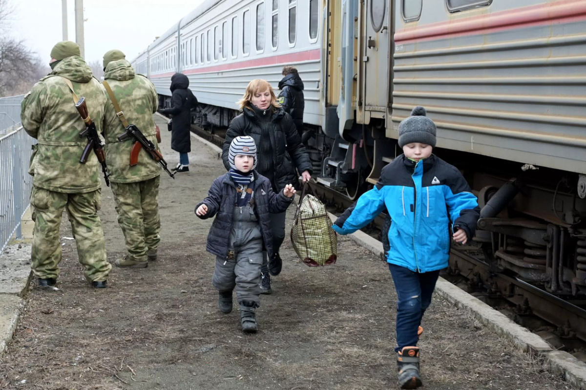 Україна веде секретні перемовини з Росією про повернення тисяч дітей – Financial Times