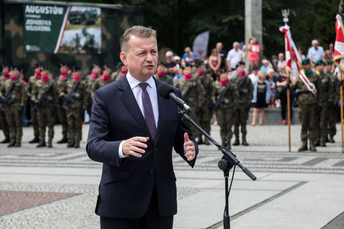 Польща заявила, що готова повністю ізолювати Білорусь