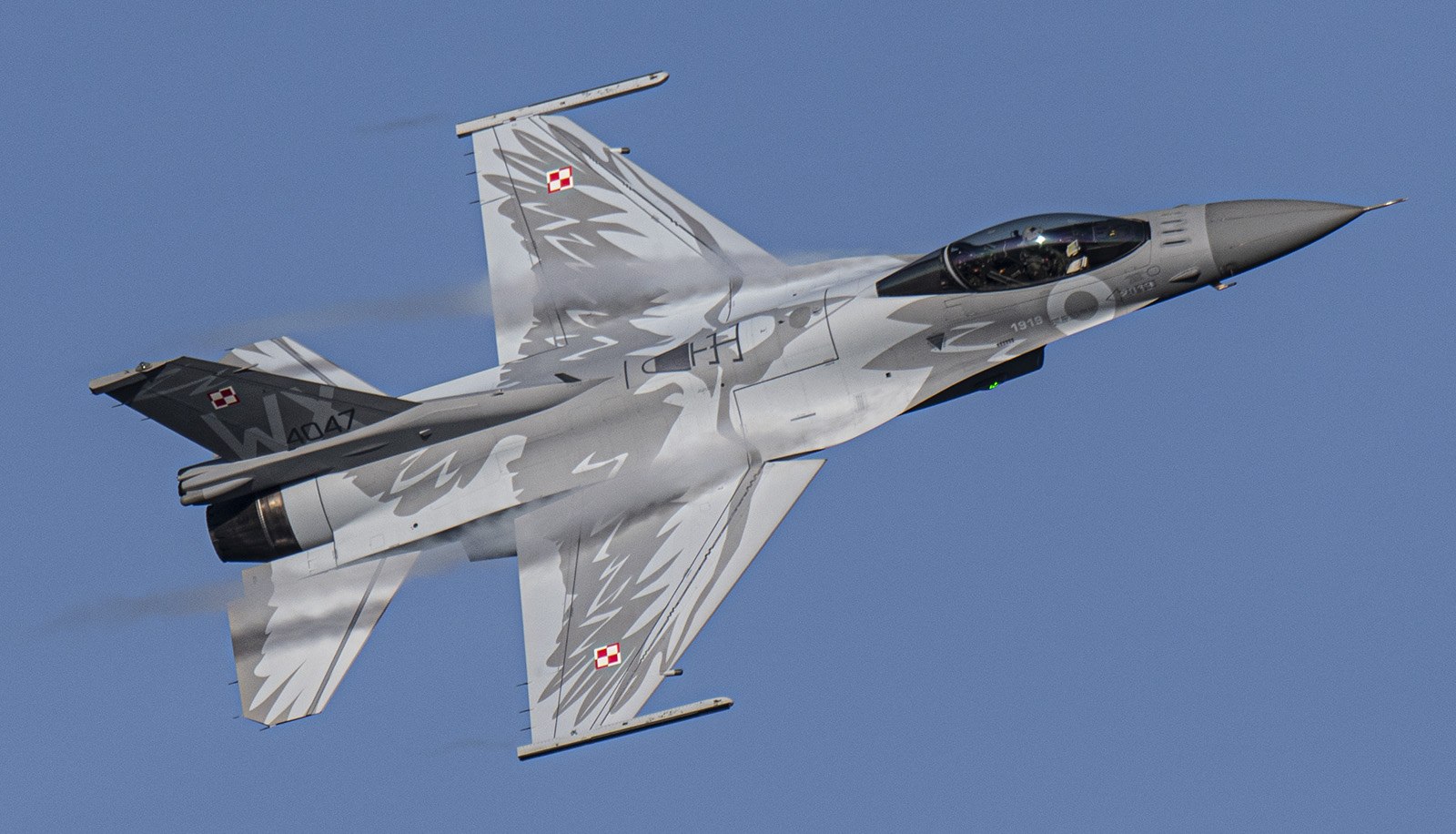 Норвегія поставляє Україні винищувачі F-16