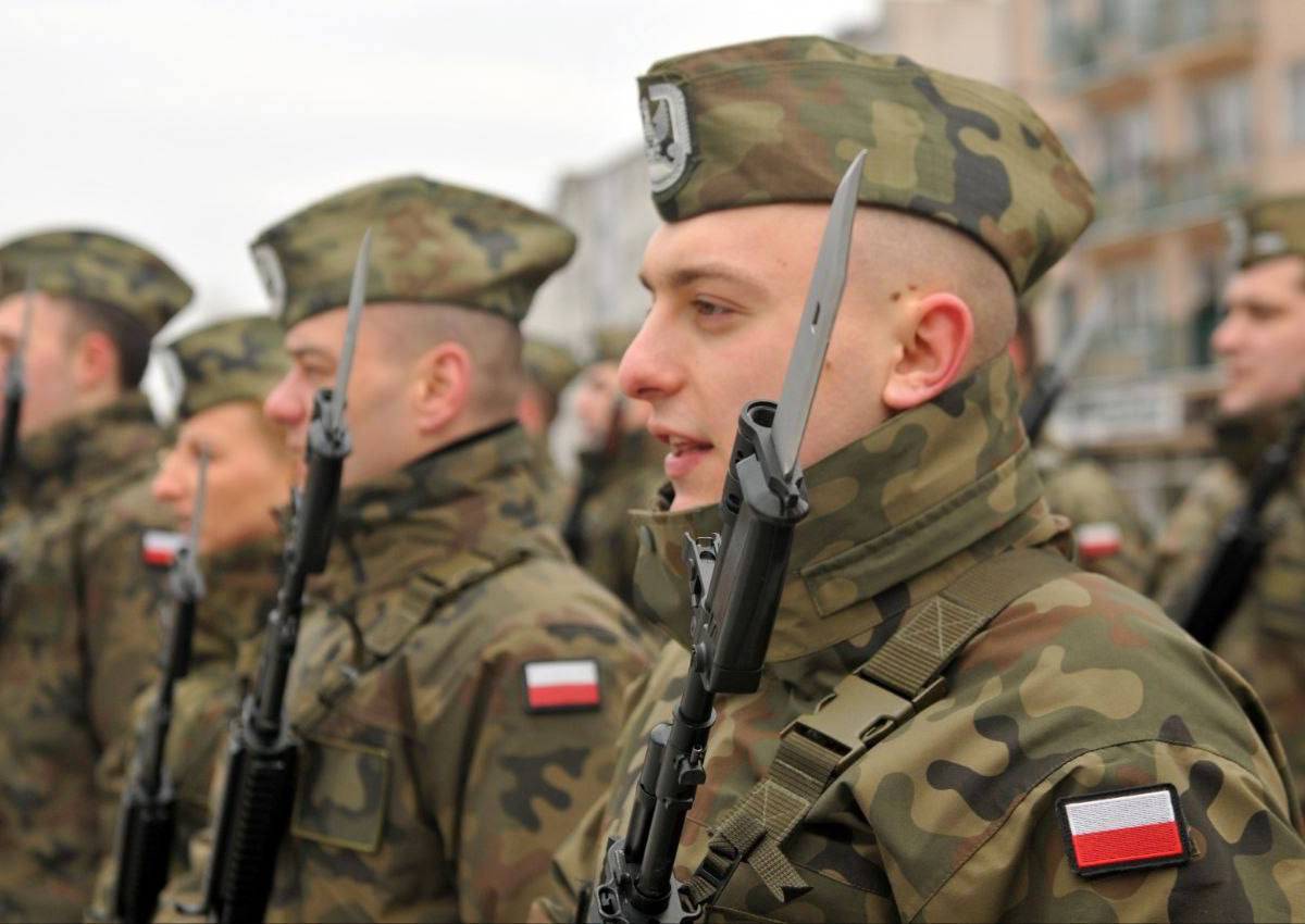 Польща восени розмістить нову дивізію на кордоні з Білоруссю