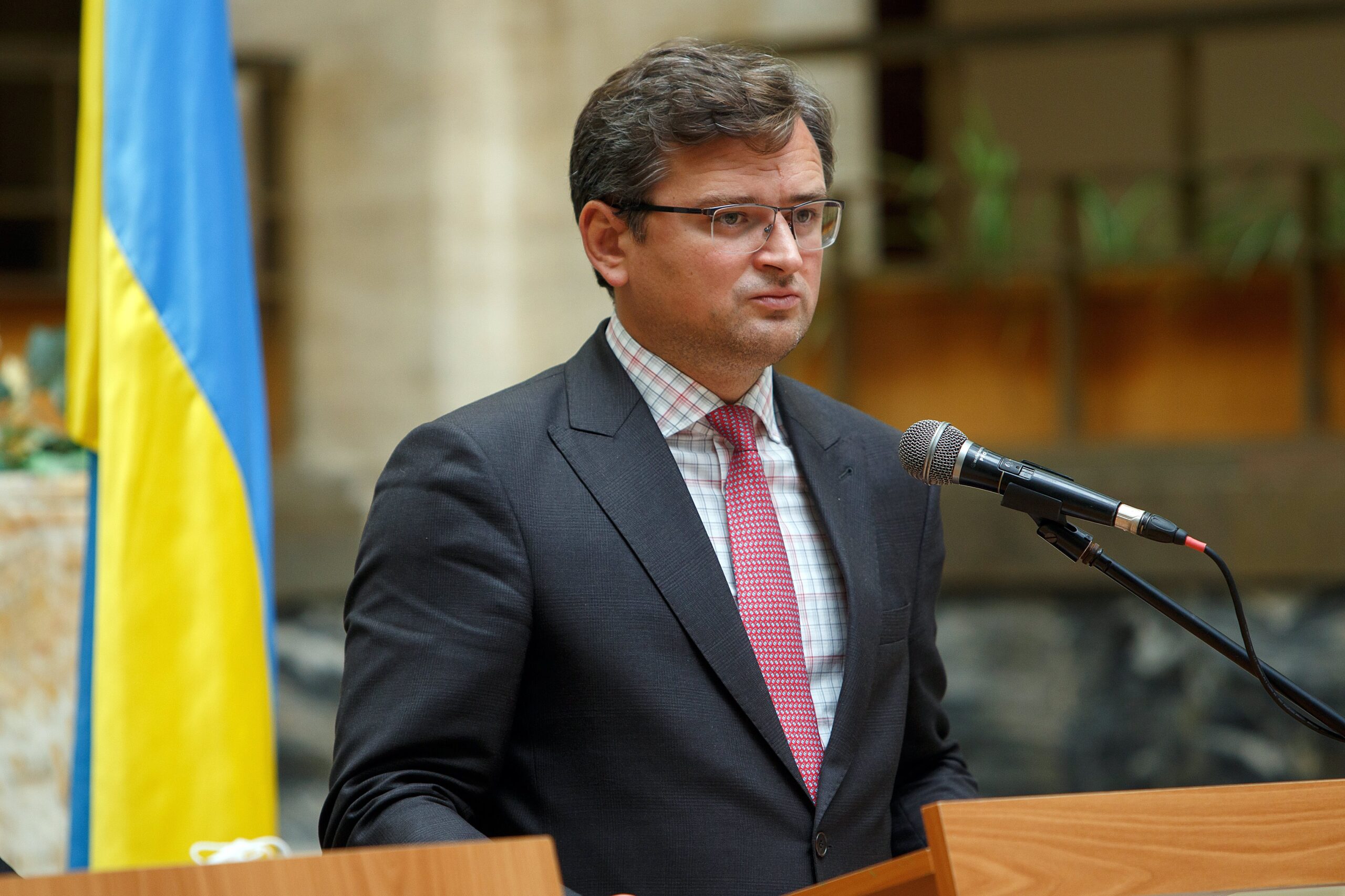 Дмитро Кулеба назвав причину відсутності України у списку запрошених на саміт G20