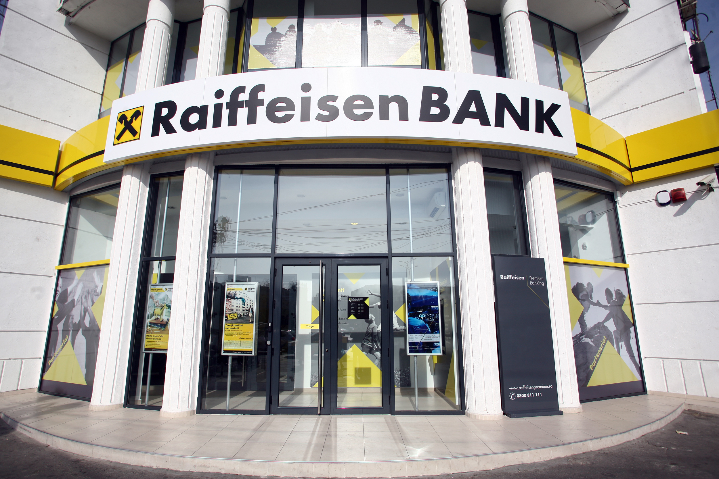 Чехія почала розслідування щодо Raiffeisen Bank за діяльність у Росії