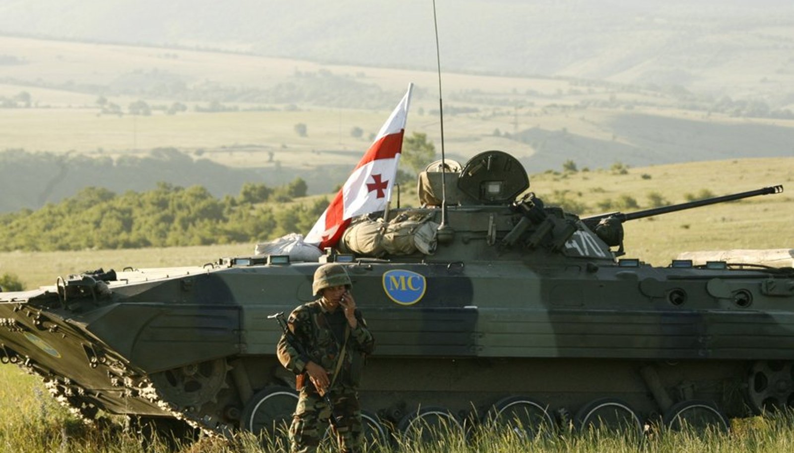 Росія перехопила БМП, передані Україною в Грузію