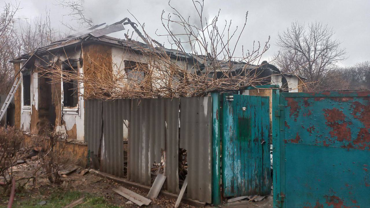 Донецьк і Горлівка потрапили під обстріл: постраждали люди і храм