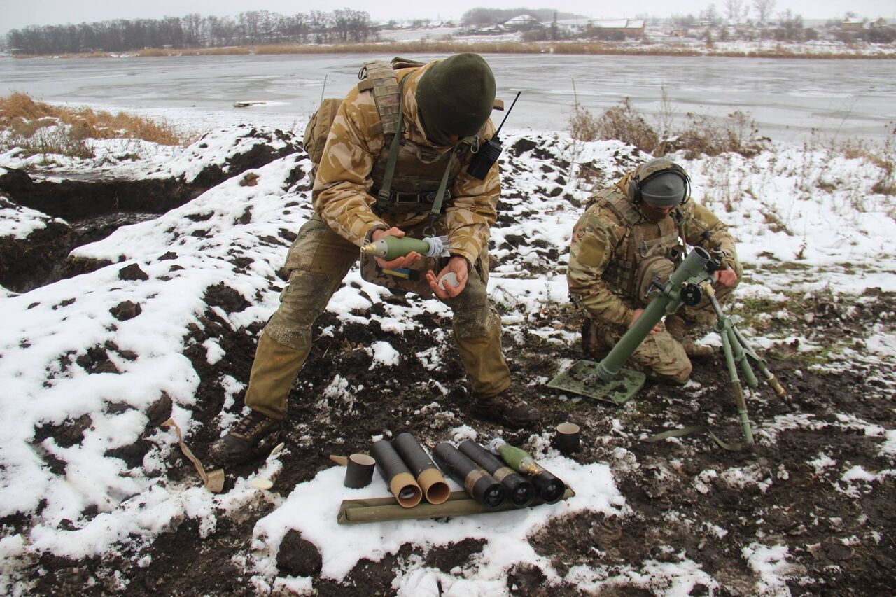 ЗСУ стримують спроби ворога просунутися до Часового Яру на Бахмутському напрямку – Фітьо