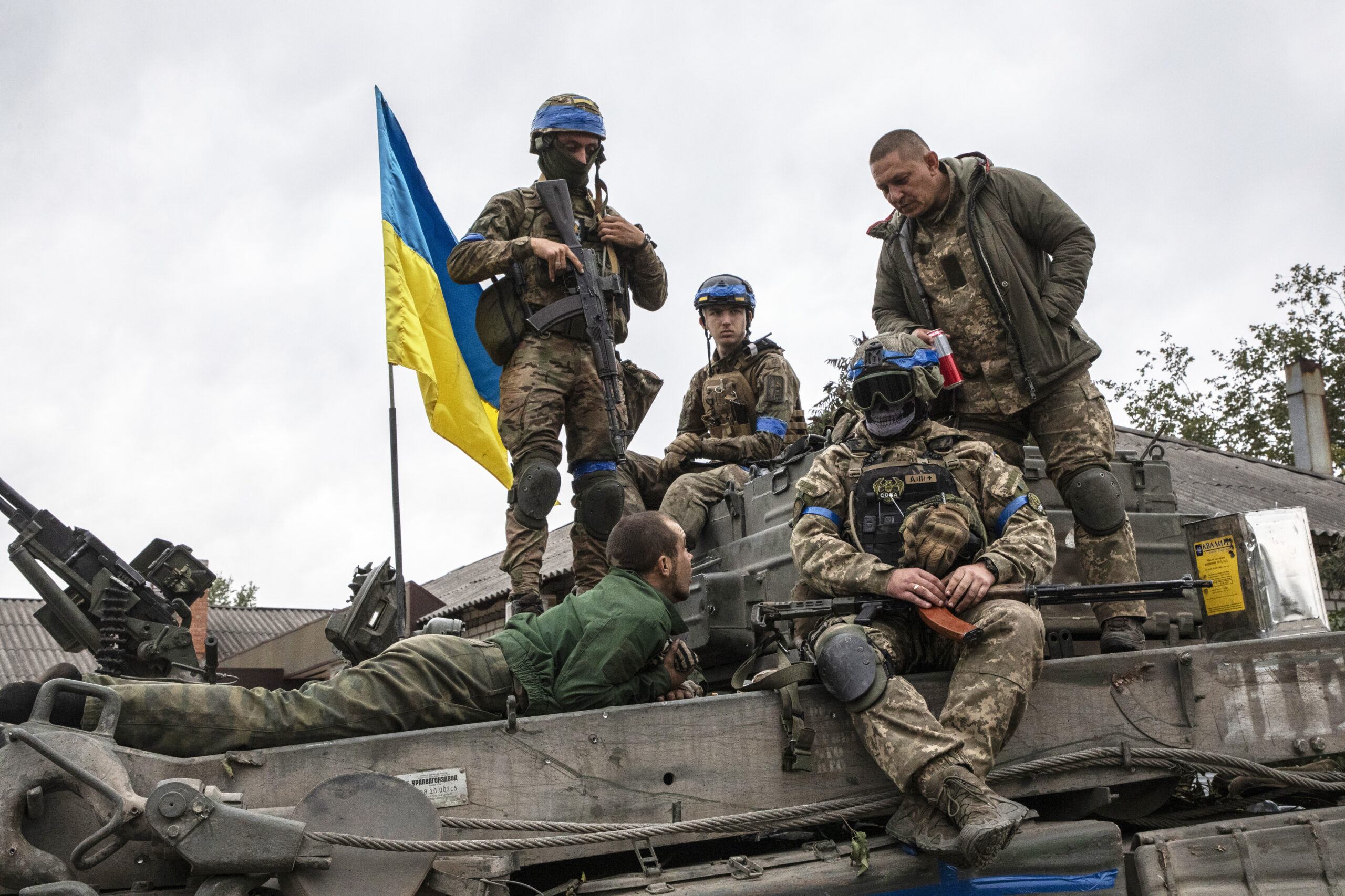Росіяни активно атакують позиції ЗСУ в Луганській області