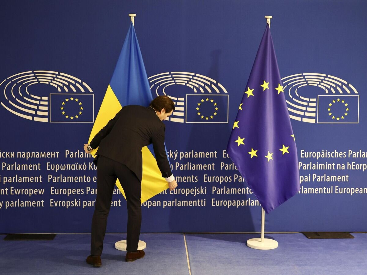 Посол ЄС сподівається почати переговори з Києвом наприкінці червня