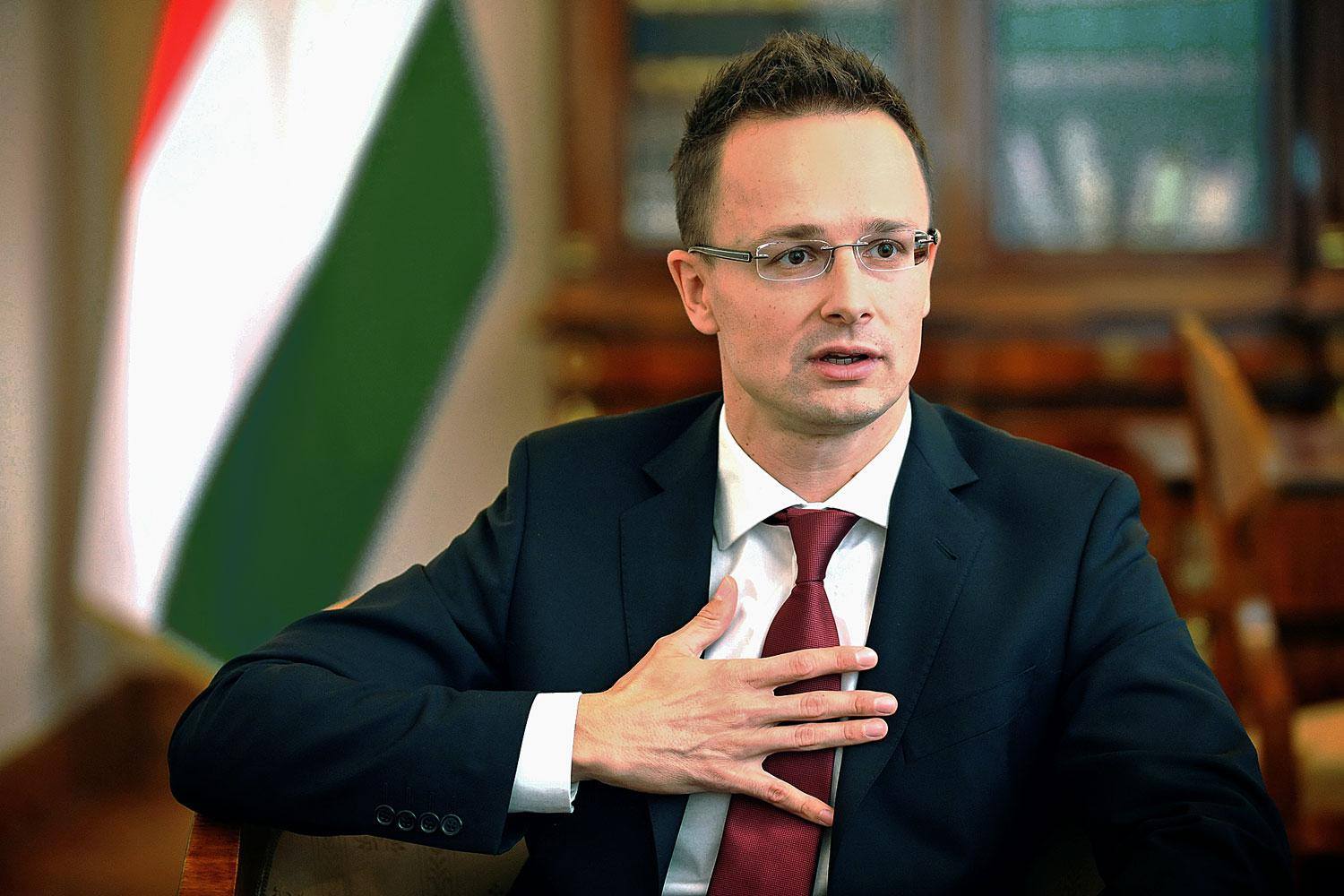 Глава МЗС Угорщини Сійярто оцінив європейські ініціативи щодо України