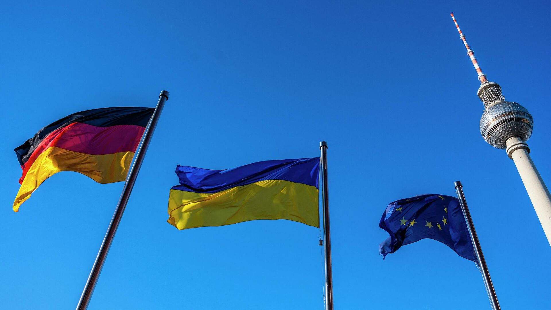 У Німеччині закликали надати далекобійну зброю Україні для захисту Харкова