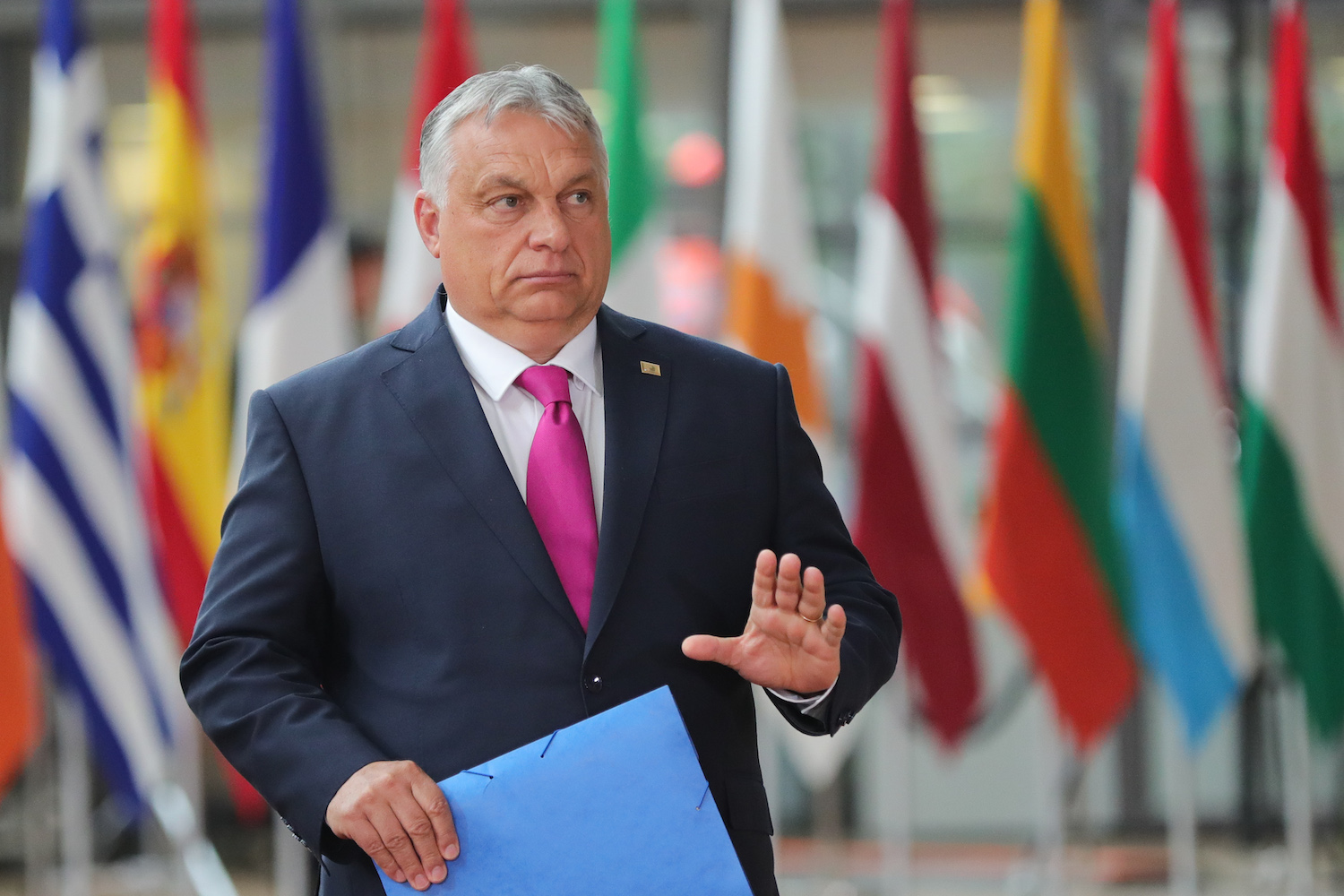 ЄС хоче почати переговори про вступ з Україною в червні: Угорщина заважає – Politico