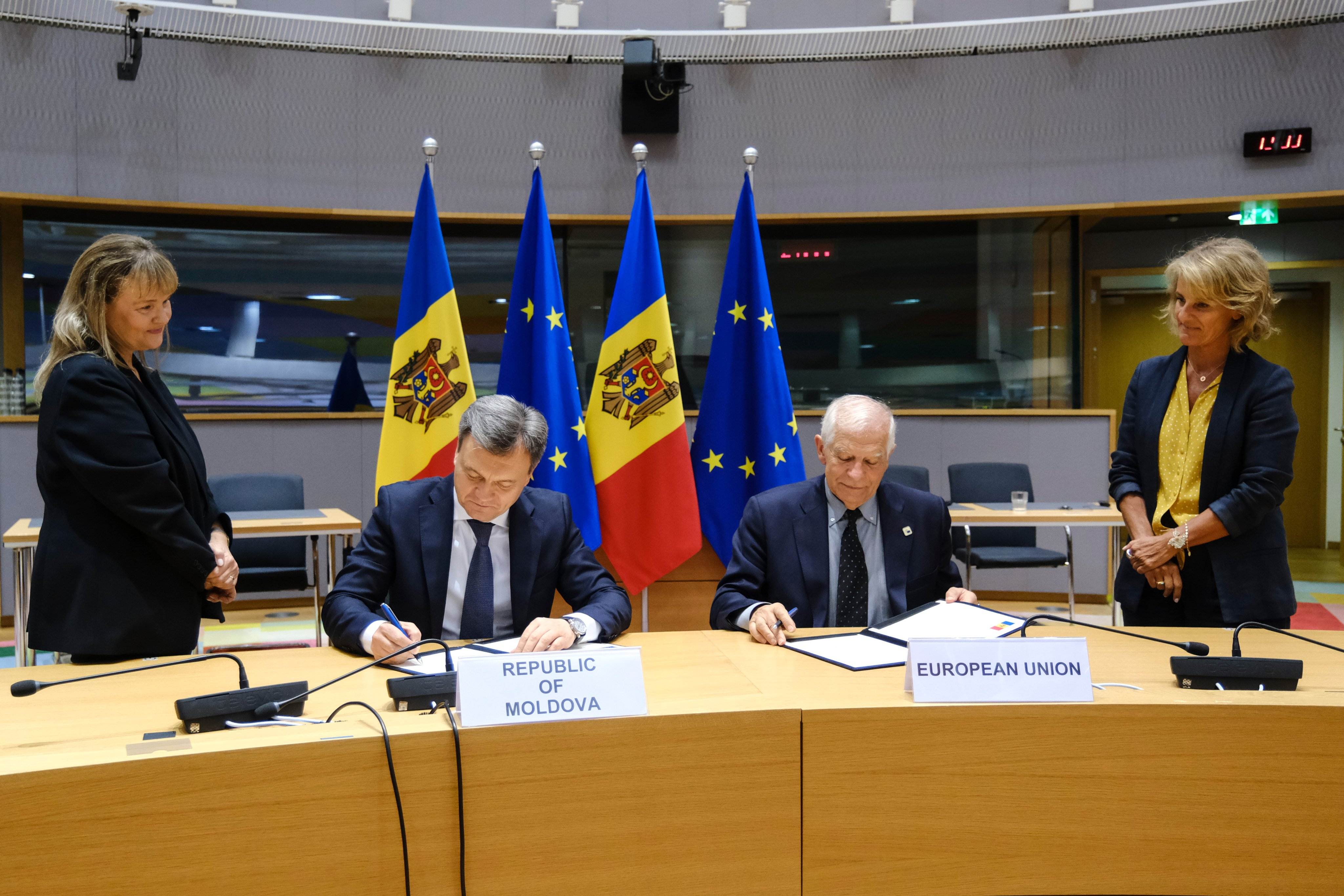 Молдова перша підписала угоду про безпеку з ЄС – Боррель