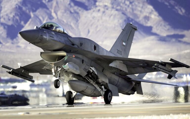 Перші F-16 будуть відправлені для захисту Харкова – The Guardian