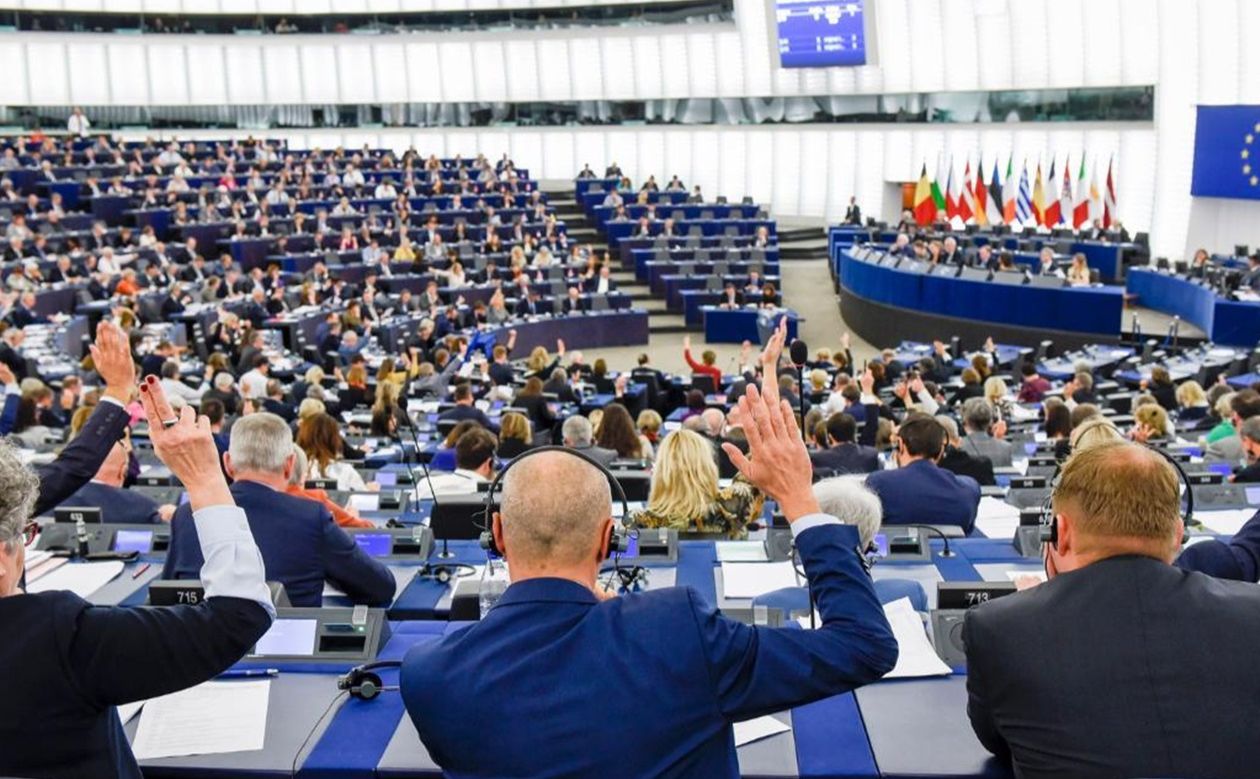 Європарламент Європа