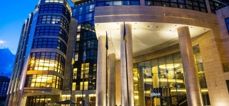 У Києві у готелі Hilton знайдено труп аташе посольства США