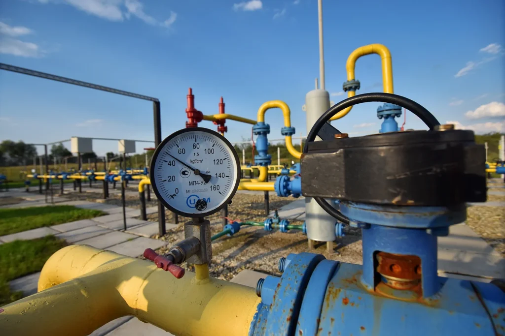 Україна обговорює транзит газу з Азербайджану до Європи