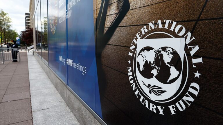 Україна вперше у своїй історії отримала п’ятий транш МВФ: гроші вже надійшли