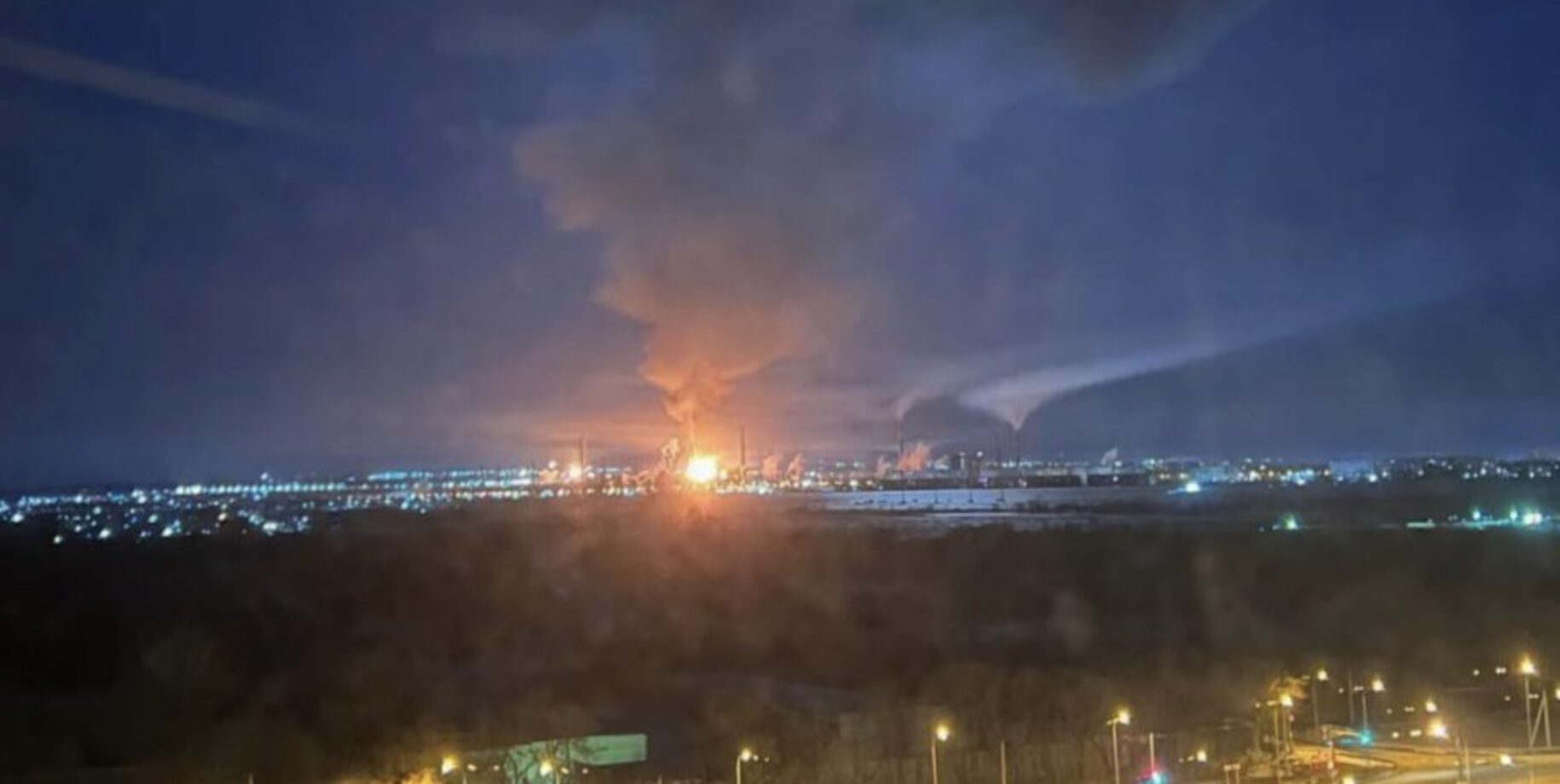 Атака дронів у РФ: сім аеропортів призупиняли свою роботу