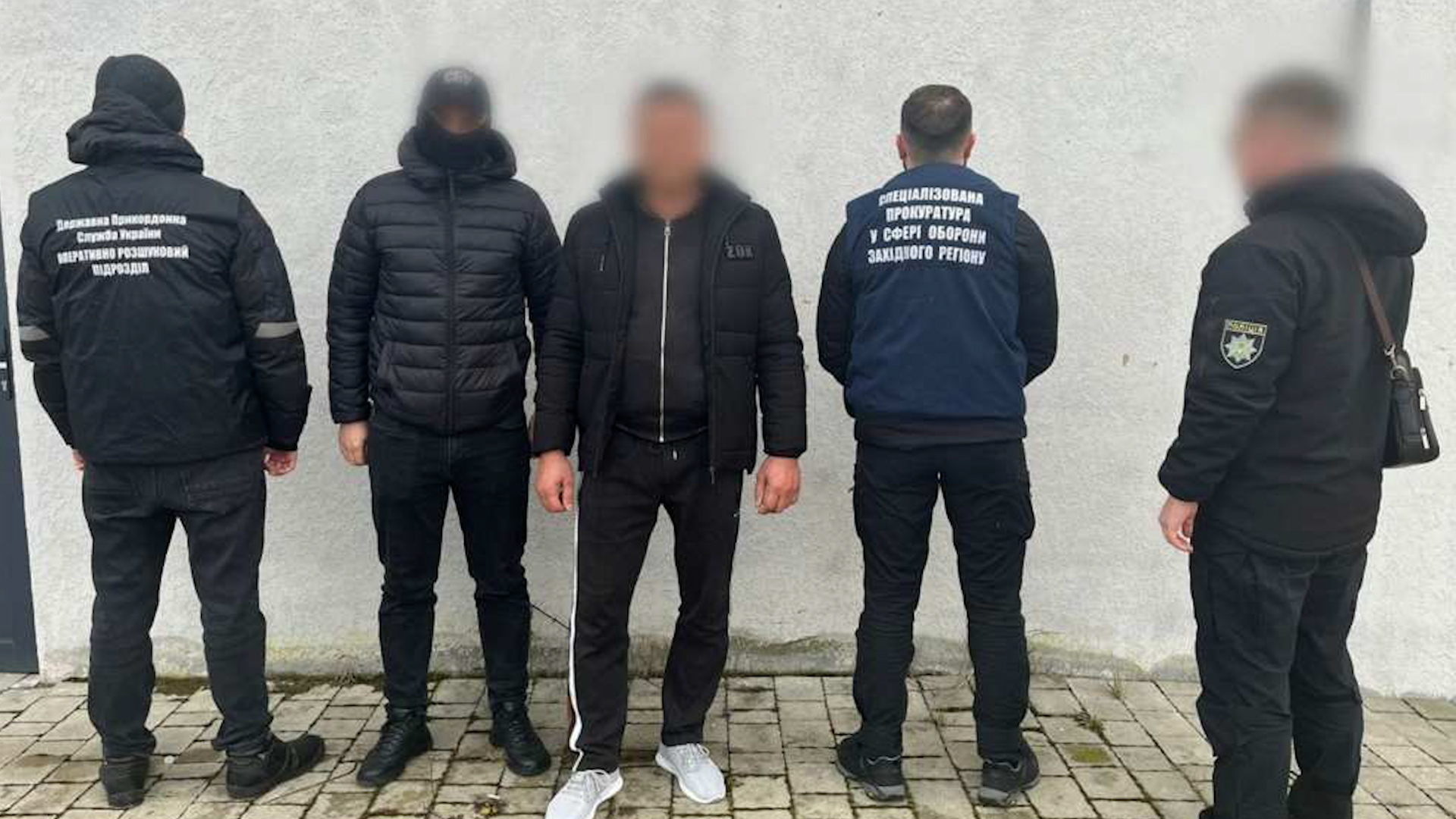 На Закарпатті чоловік надавав допомогу в переправленні ухилянтів до Румунії