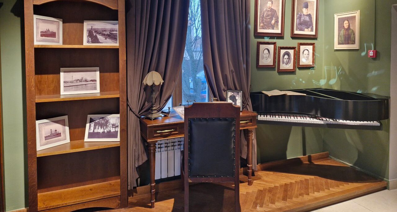 Росіяни в Маріуполі відкрили музей радянського партдіяча Жданова