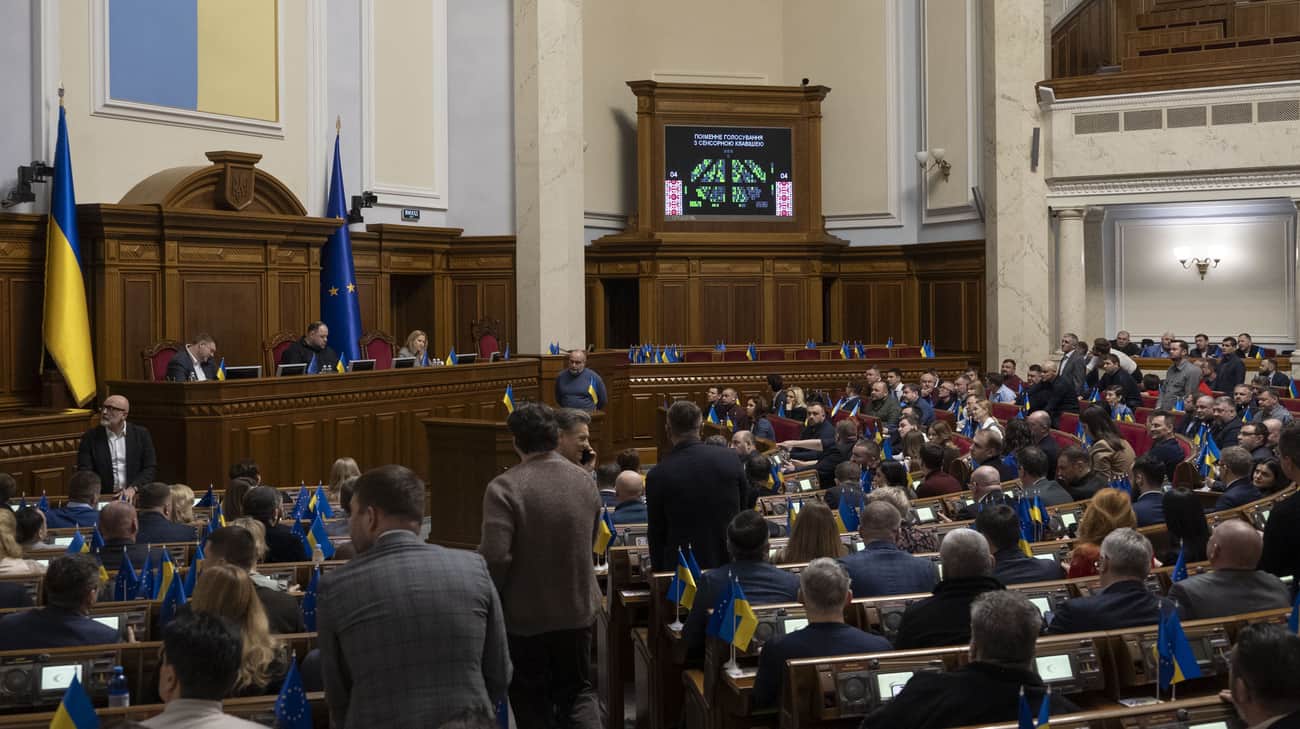 Київ зможе примусово забирати землі у жителів Закарпаття: Рада ухвалила закон