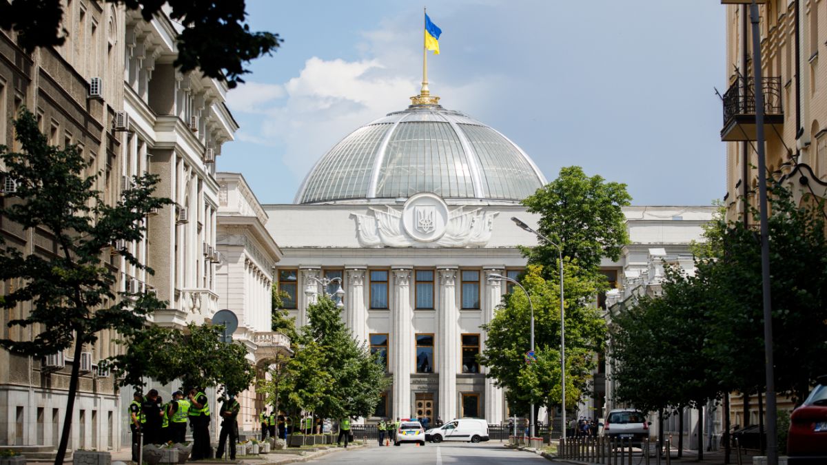 У Раді розглянуть проєкт про скасування платежів за комунальні послуги в разі руйнування житла