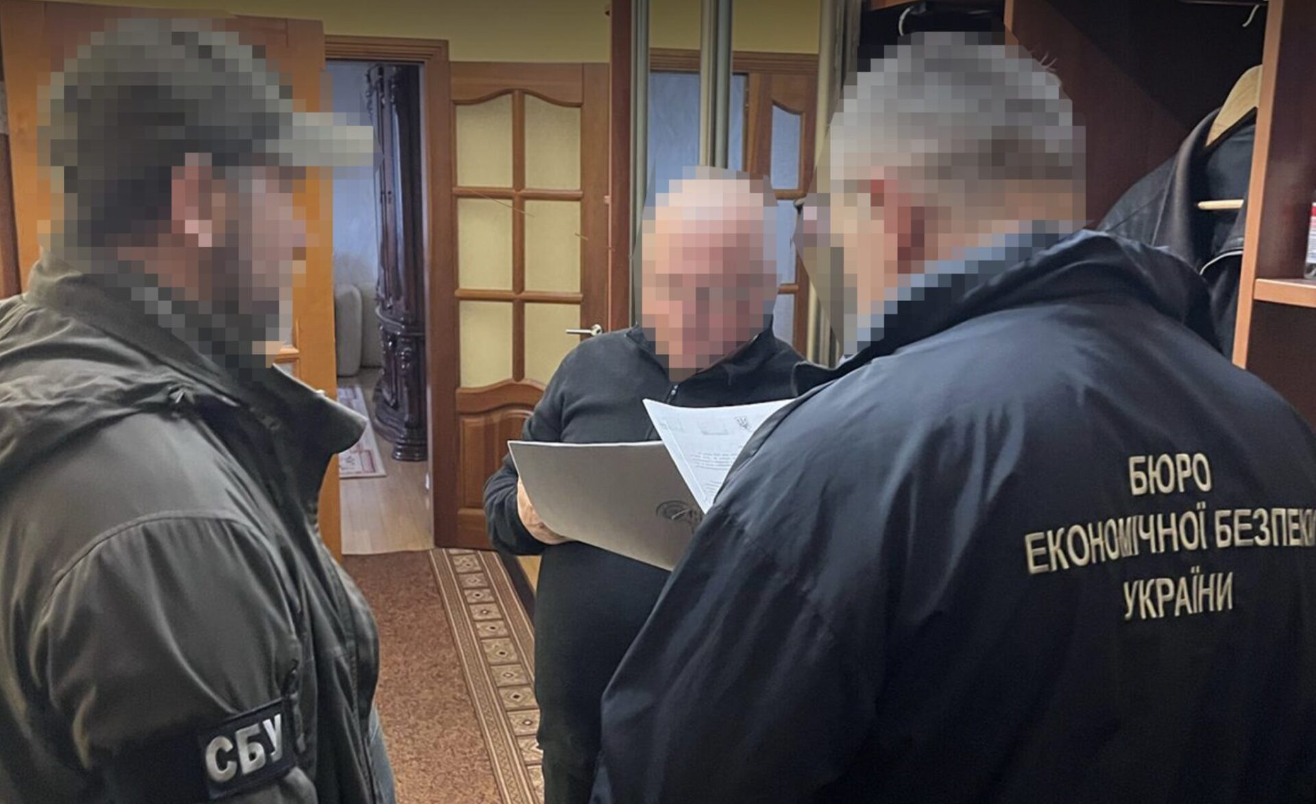 Чиновників Києва обвинувачують у корупції під час будівництва Подільського мосту