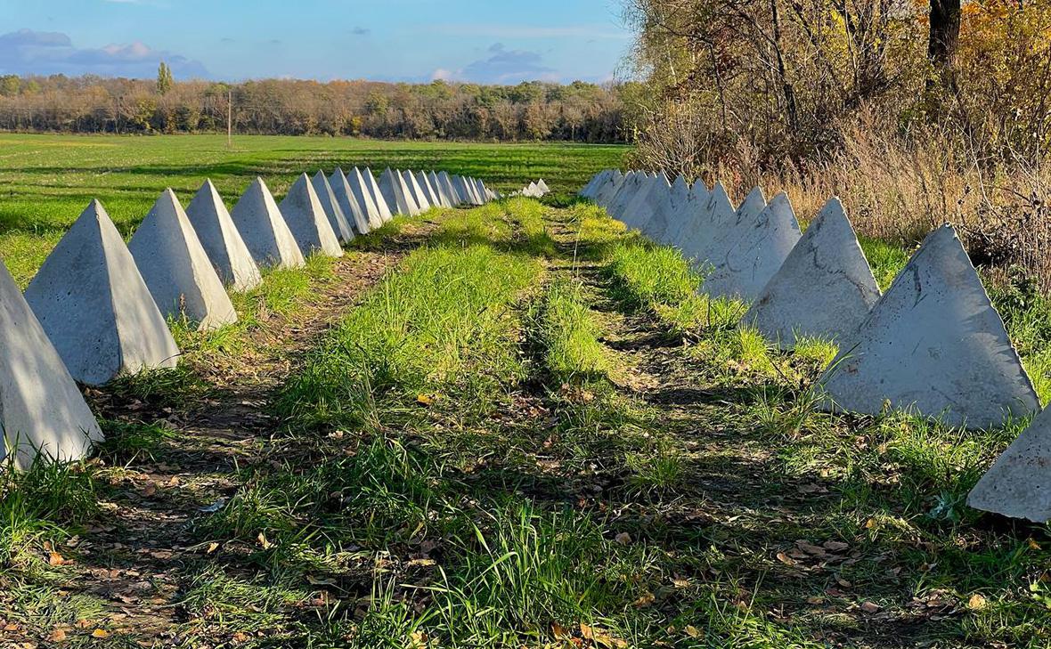 Журналісти виявили корупцію під час будівництва фортифікацій: причетні компанії з оточення влади