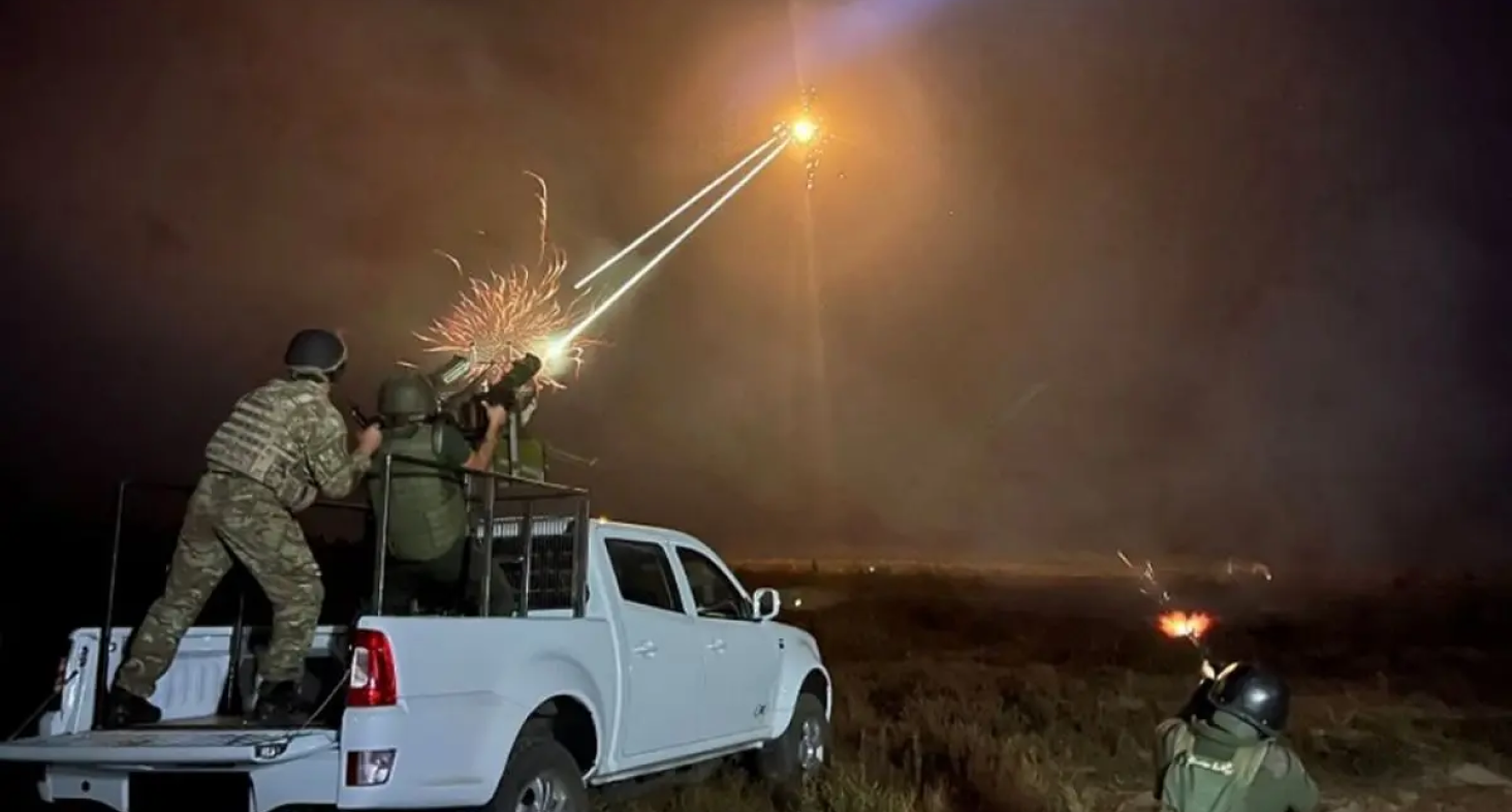 РФ запустила по Україні ракети “Кинджал” і Х-101 та понад 300 БПЛА – Повітряні сили